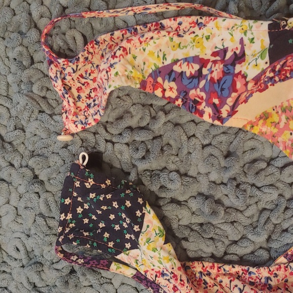 Multicolor floral patchwork maxi dress, size 4, H&M - Picture 5 of 7